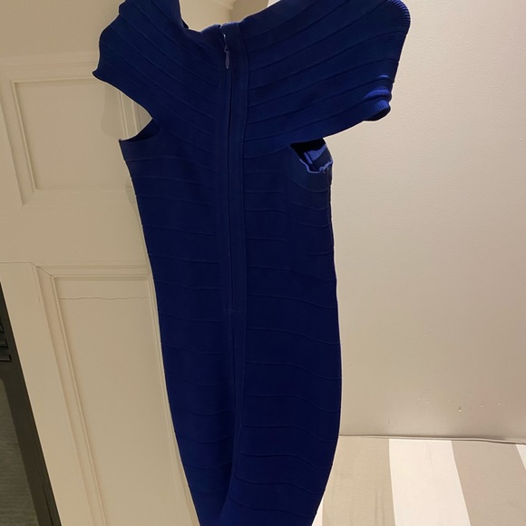 Herve Leger Cap sleeve Bandage dress, S - Picture 2 of 3